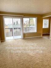 7919 35th Ave SW in Seattle, WA - Building Photo - Building Photo