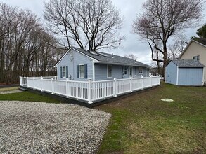 1 Llynwood Dr in bolton, CT - Building Photo - Building Photo