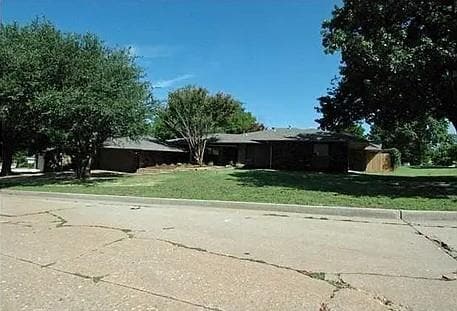 4303 St Patrick Dr in Oklahoma City, OK - Building Photo - Building Photo