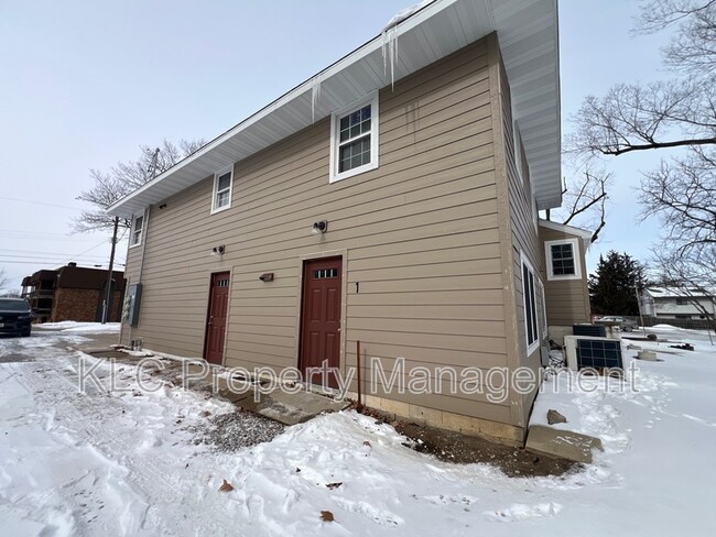 1691 NW 85th St in Clive, IA - Building Photo - Building Photo