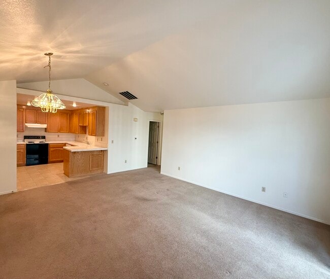 727 Sean Dr in Carson City, NV - Building Photo - Building Photo