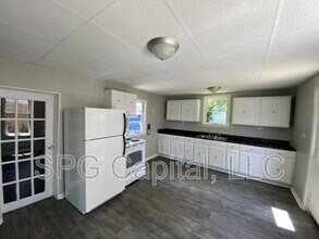 23 Cumberland Valley Ave in Waynesboro, PA - Building Photo - Building Photo