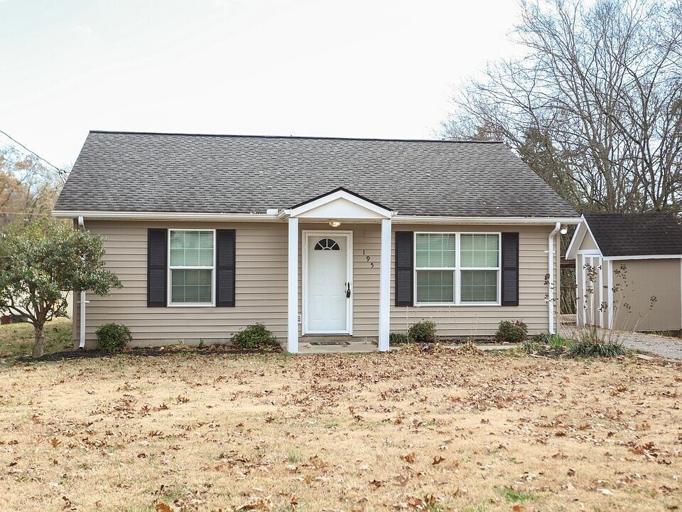 195 Sanford Rd in La Vergne, TN - Building Photo