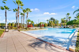 8250 Civita Dr in Davenport, FL - Building Photo - Building Photo