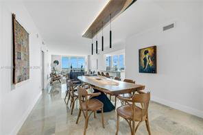 387 Biscayne Blvd in Miami, FL - Building Photo - Building Photo