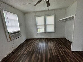 519 N 12th St in Temple, TX - Building Photo - Building Photo