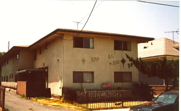 2043 Sichel St in Los Angeles, CA - Building Photo - Building Photo