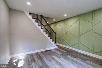 160 East St in Philadelphia, PA - Building Photo - Building Photo