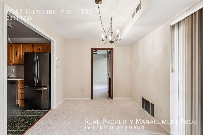 6147 Leesburg Pike in Falls Church, VA - Building Photo - Building Photo