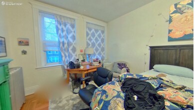 24 Euston St in Brookline, MA - Building Photo - Building Photo