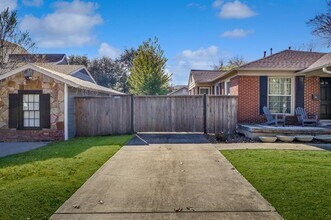 6222 Kenwood Ave in Dallas, TX - Building Photo - Building Photo