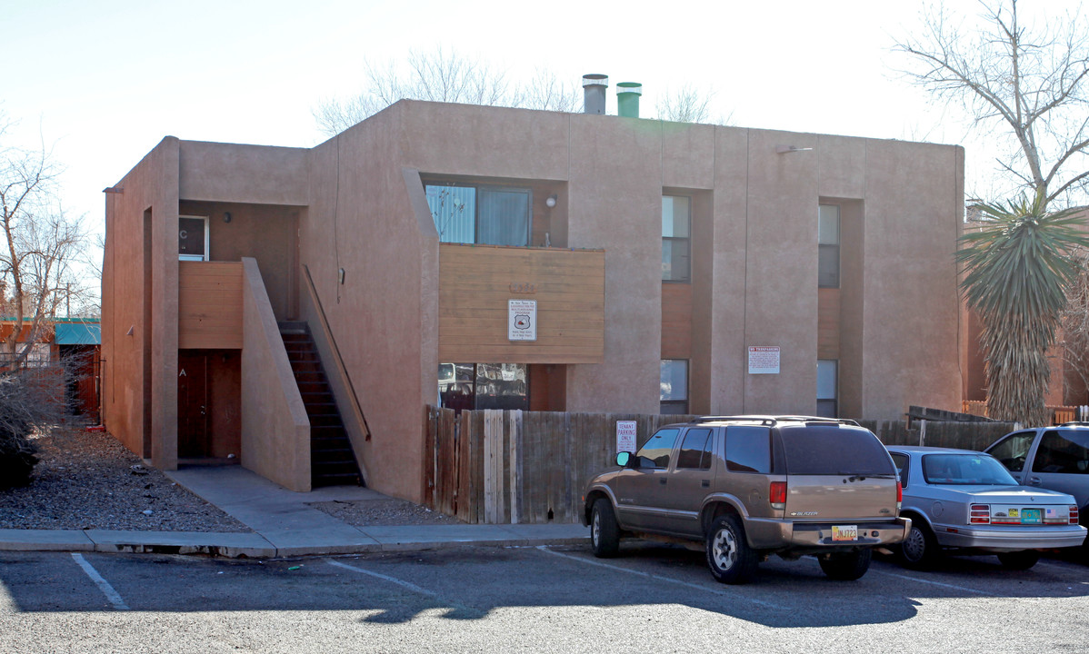 3524 Tyson Pl NE in Albuquerque, NM - Building Photo