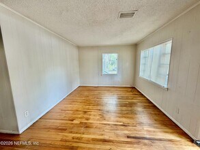 1348 Crestwood St in Jacksonville, FL - Building Photo - Building Photo