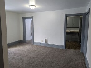 299-301-301 Randolph St in Meadville, PA - Building Photo - Building Photo