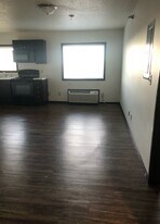 3502 Interstate Blvd S in Fargo, ND - Building Photo