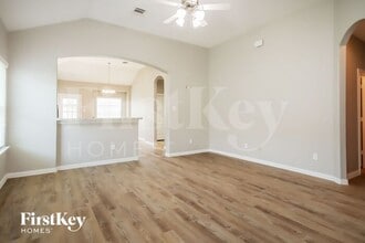3811 Hunters Trail in Baytown, TX - Building Photo - Building Photo