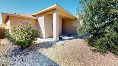 490 Montecito Dr in Alamogordo, NM - Building Photo - Building Photo