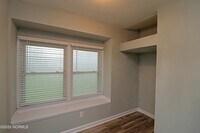 498 Hemlock Dr photo'