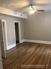 1711 Spruce St-Unit -3F in Philadelphia, PA - Building Photo - Building Photo