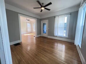 507 Livingston Ave NE in Grand Rapids, MI - Foto de edificio - Building Photo