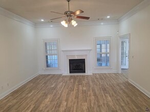 604 Twelve Oaks Dr in Warner Robins, GA - Building Photo - Building Photo