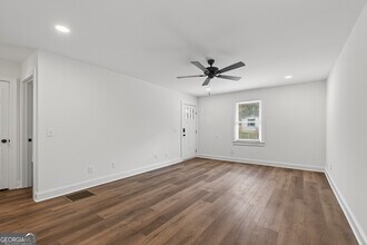 491 Vine St in Madison, GA - Building Photo - Building Photo