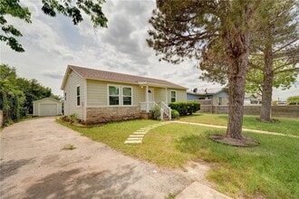 503 W Grady Dr in Austin, TX - Building Photo - Building Photo