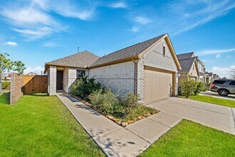 8154 Royal Breeze Dr in Cypress, TX - Building Photo - Building Photo