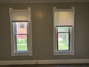 328 S Prospect St in Rockford, IL - Building Photo - Building Photo