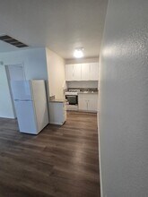 4360 10th St, Unit 2 in Riverside, CA - Foto de edificio - Building Photo
