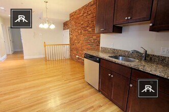 10 Homer St in Brookline, MA - Building Photo - Building Photo