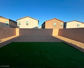 5704 Serene Rock St in North Las Vegas, NV - Building Photo - Building Photo