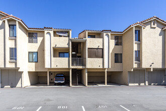 Towne Villas in Santee, CA - Foto de edificio - Building Photo