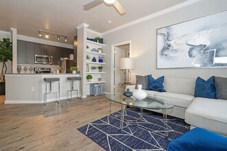 Residence at Lake Jackson Apartments in Lake Jackson, TX - Building Photo - Building Photo