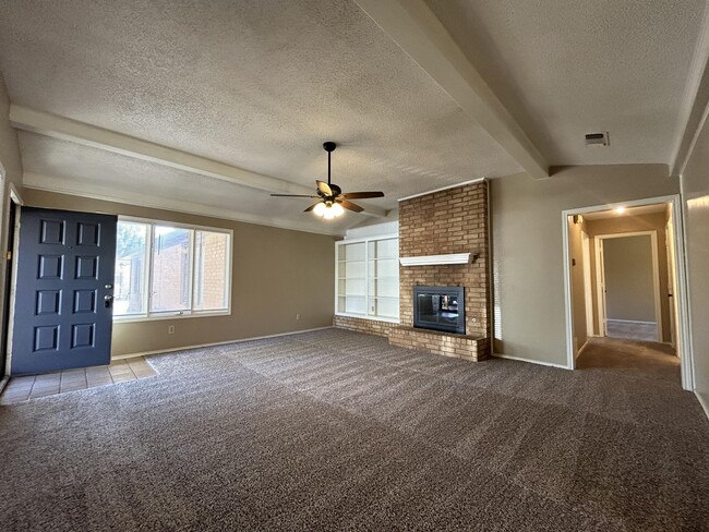 6806 4th St in Lubbock, TX - Building Photo - Building Photo