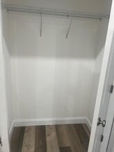 5720 Old Sunrise Hwy in North Massapequa, NY - Building Photo - Building Photo