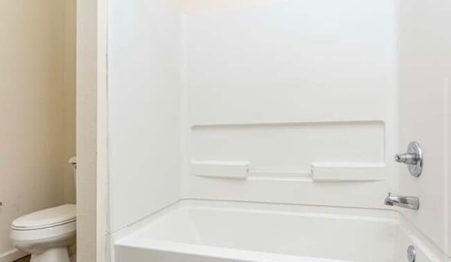373 Community College Dr in Baton Rouge, LA - Building Photo - Building Photo