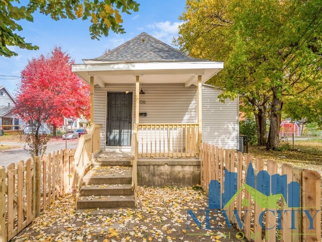 306 Martin Ave in Columbus, OH - Foto de edificio - Building Photo