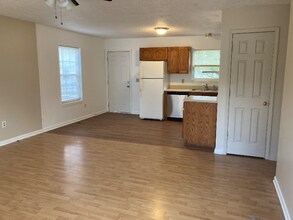 1709 Daytona Ct in Johnson City, TN - Building Photo - Building Photo