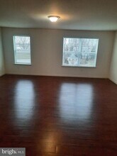 704 Admiral's Quay Dr in Mechanicsburg, PA - Building Photo - Building Photo