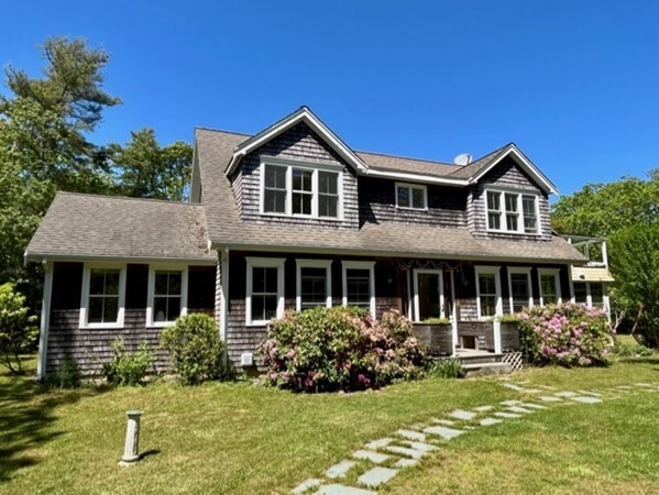 2 Paddock Cir in Chilmark, MA - Foto de edificio