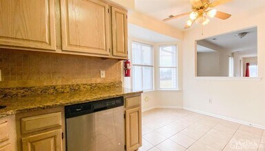 701 Jesse Way in Piscataway, NJ - Building Photo - Building Photo