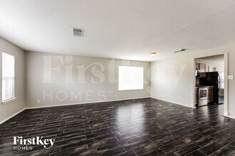 11710 Ripplewood in San Antonio, TX - Building Photo - Building Photo