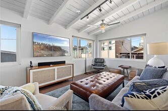 200 Moonstone St in Manhattan Beach, CA - Building Photo - Building Photo