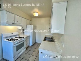 12116 Indian School Rd NE in Albuquerque, NM - Building Photo