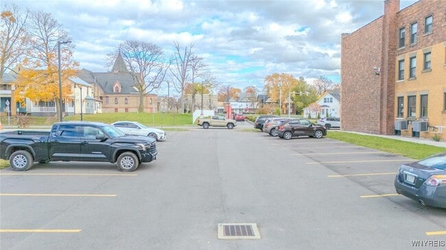 property at 530 Main St