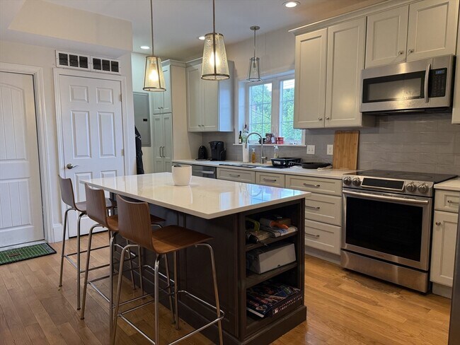 607 Fellsway in Medford, MA - Building Photo - Building Photo