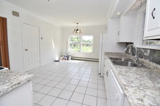 1197 Prospect Rd in Cheshire, CT - Building Photo - Building Photo