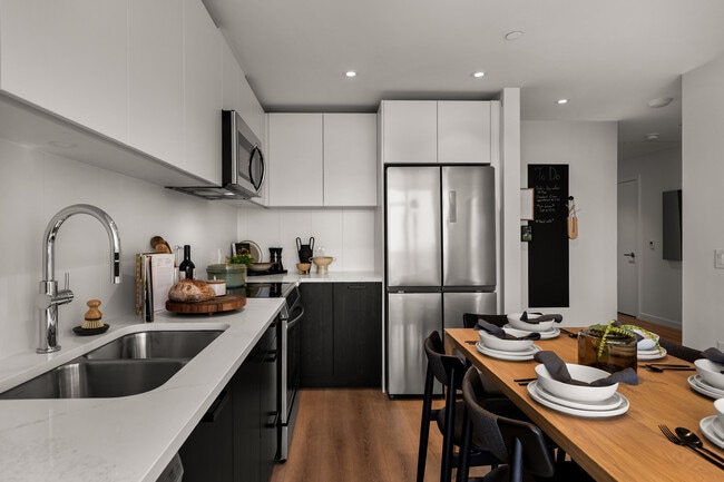 One Fifty Braid in New Westminster, BC - Building Photo - Building Photo