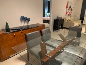 7901 Hispanola Ave, Unit 701 in North Bay Village, FL - Foto de edificio - Building Photo